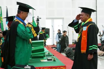Unimal wisuda 1.247 lulusan, Brigjen TNI Ali Imran raih magister