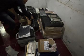 Polres Metro Tangerang bekuk pencuri perangkat menara BTS