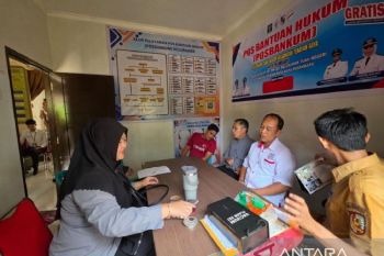 Aktifkan Posbankum Kelurahan Tuah Negeri, Kanwil Kemenkum Riau perkuat kapasitas paralegal melalui SIBAPAK