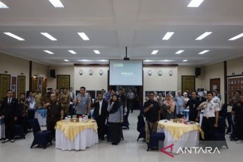 Kanwil Kemenkum Riau bahas strategi implementasi standar layanan bantuan hukum