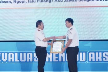 Kemenimipas anugerahkan penghargaan inovasi ASN pada penutupan Rakor 2026