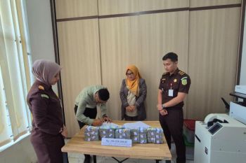 Kejari Langsa sita Rp250,9 juta dari tersangka korupsi pembangunan jalan