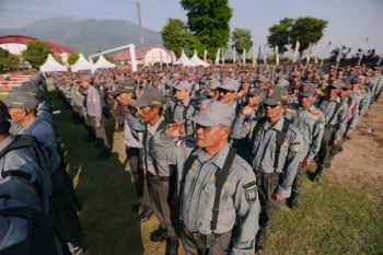 Lima gubernur hadiri apel akbar anggota satlinmas sebanyak 243.543 se-Jateng