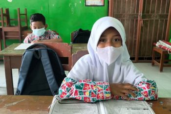 Asap kebakaran TPA Putri Cempo berdampak ke warga Plesungan
