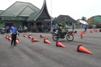 Pomdam XX/TIB gelar safety riding tekan kecelakaan prajurit