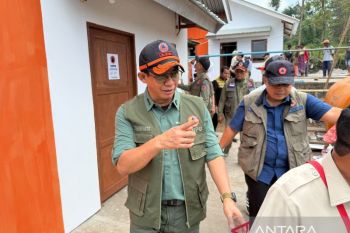 Indonesia's BNPB ramps up temporary housing for NTT earthquake victims
