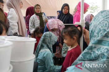 Alfamart dan Kalbe berikan layanan kesehatan kepada 2.800 penerima