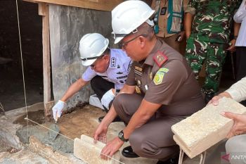 Program Gotong Royong Beda Rumah di Sultra bantu perbaiki 300 RTLH