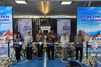 Launching SPKLU Center Pertama di Sumbar, Perkuat Ekosistem Kendaraan Listrik di Ranah Minang