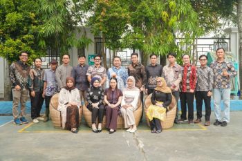 PLN UPP KLB 3 rayakan warisan budaya dalam kebersamaan peringati Hari Batik Nasional