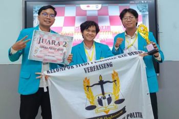 Soroti perlindungan WNI di luar negeri, tim mahasiswa UMS raih iuara II Policy Brief 2026