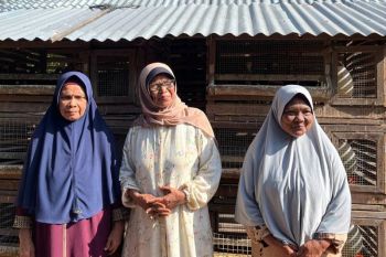 Kelompok lansia di Aceh Besar peroleh bantuan peternakan