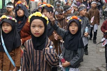 Yogyakarta kenalkan kebudayaan kepada pelajar lewat kirab budaya