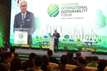 Indonesia's Investment Ministry to issue foreign workers' stay permit