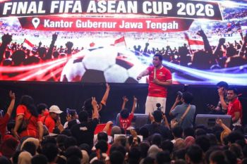 Indonesia juara FIFA ASEAN Cup, euforia ribuan warga pecah di halaman Gubernuran Jateng