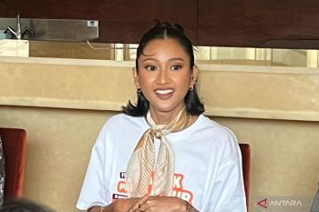 Claresta Taufan sebut tema film "Bapak Paling Jujur" bikin deg-degan