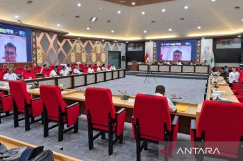 Papua Barat perpanjang status tanggap darurat karhutla