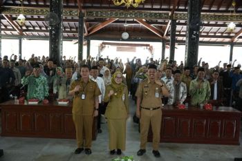 Pemkab Demak menyiapkan Rp7 miliar untuk kesejahteraan guru non formal