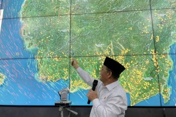https://cdn.antaranews.com/cache/350x233/2026/10/07/karhutla.jpg