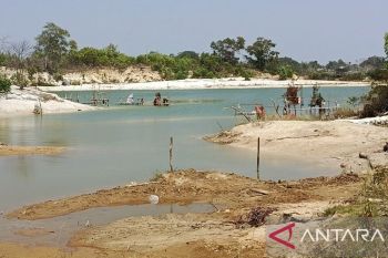 https://cdn.antaranews.com/cache/350x233/2026/10/07/kolong2.jpeg