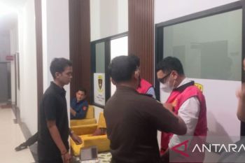 Kejati Babel tahan dua Kurator tersangka tipikor dana jaminan pascatambang PT Kobatin