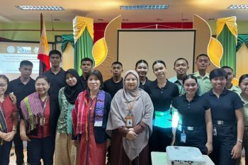 Prodi Pendidikan Biologi UMPR perkenalkan model ZANNAH Reflective STEM di Filipina