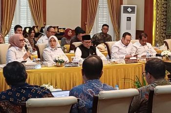 DPR minta investasi AI dan pusat data di Batam serap para tenaga kerja lokal