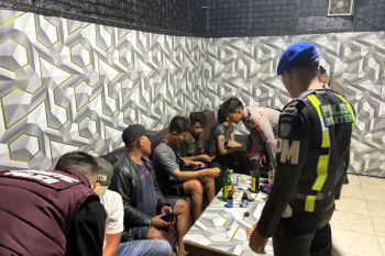 Razia Narkoba Polresta Bandung: Puluhan Obat Keras Disita di Cangkuang