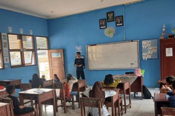 https://cdn.antaranews.com/cache/350x233/2026/10/10/sekolah-ham_1.jpeg
