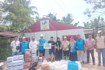 Bantuan YBM PLN UP3 Padang Hadirkan Semangat di Tengah Banjir Bandang
