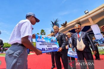 Pemprov Papua Barat alokasikan Rp57,06 miliar untuk bantuan pendidikan