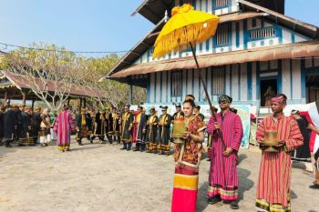 Lestarikan Tradisi, Pemkot Baubau Gelar Prosesi Santiago di Benteng Keraton Buton