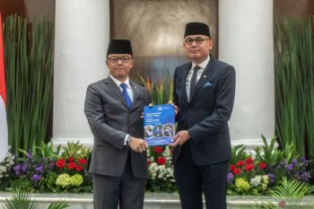 Sugiono resmi serahkan jabatan menlu ke Arrmanatha Nasir
