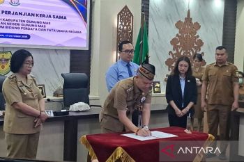 Pemkab Gumas dan Kejari perpanjang PKS penanganan hukum bidang Datun