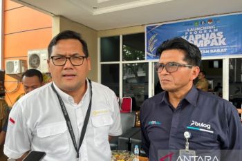 Bulog Kalbar salurkan 75 ton beras premium tekan dampak karhutla
