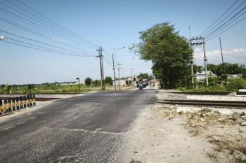 KAI Daop 7 perbaiki geometri perlintasan Bagor-Nganjuk