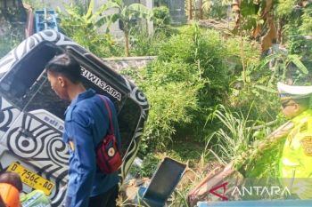 Polisi selidiki kecelakaan maut kendaraan Elf terjun ke sungai di kawasan Puncak
