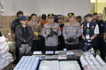 Kronologi Polda Jabar Bongkar Pabrik Obat Keras Ilegal 8 Juta Butir di Kopo