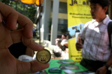 Transaksi pakai dinar-dirham, Bareskrim tangkap pendiri Pasar Muamalah