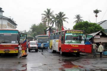 Arus balik di Terminal Rajabasa Bandarlampung melonjak