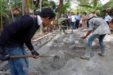 Padat karya melalui ADD di Lebak serap 13.800 pekerja