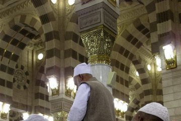 Keutamaan Beribadah di Mekah dan Madinah