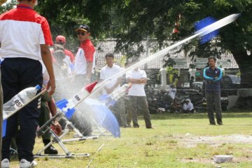 Jawa Tengah gelar kompetisi roket air