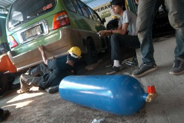 Tahun 2012 Mobil Pemprov DKI Pakai Gas (updated)