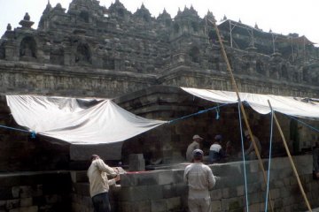Puting Beliung Menerpa, Borobudur Baik-baik Saja