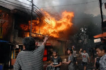Enam Rumah di Samarinda Terbakar