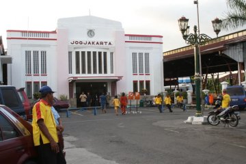 Yogya siapkan kereta tambahan libur akhir tahun