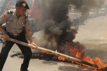Padamkan Api
