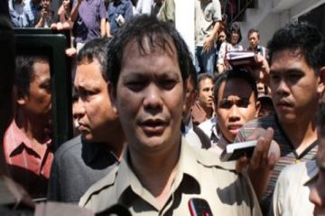 Sidang Elly Lasut