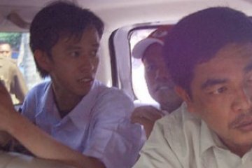 Insiden Tanjung Berakit: Tujuh Pulang-Kembali Tiga